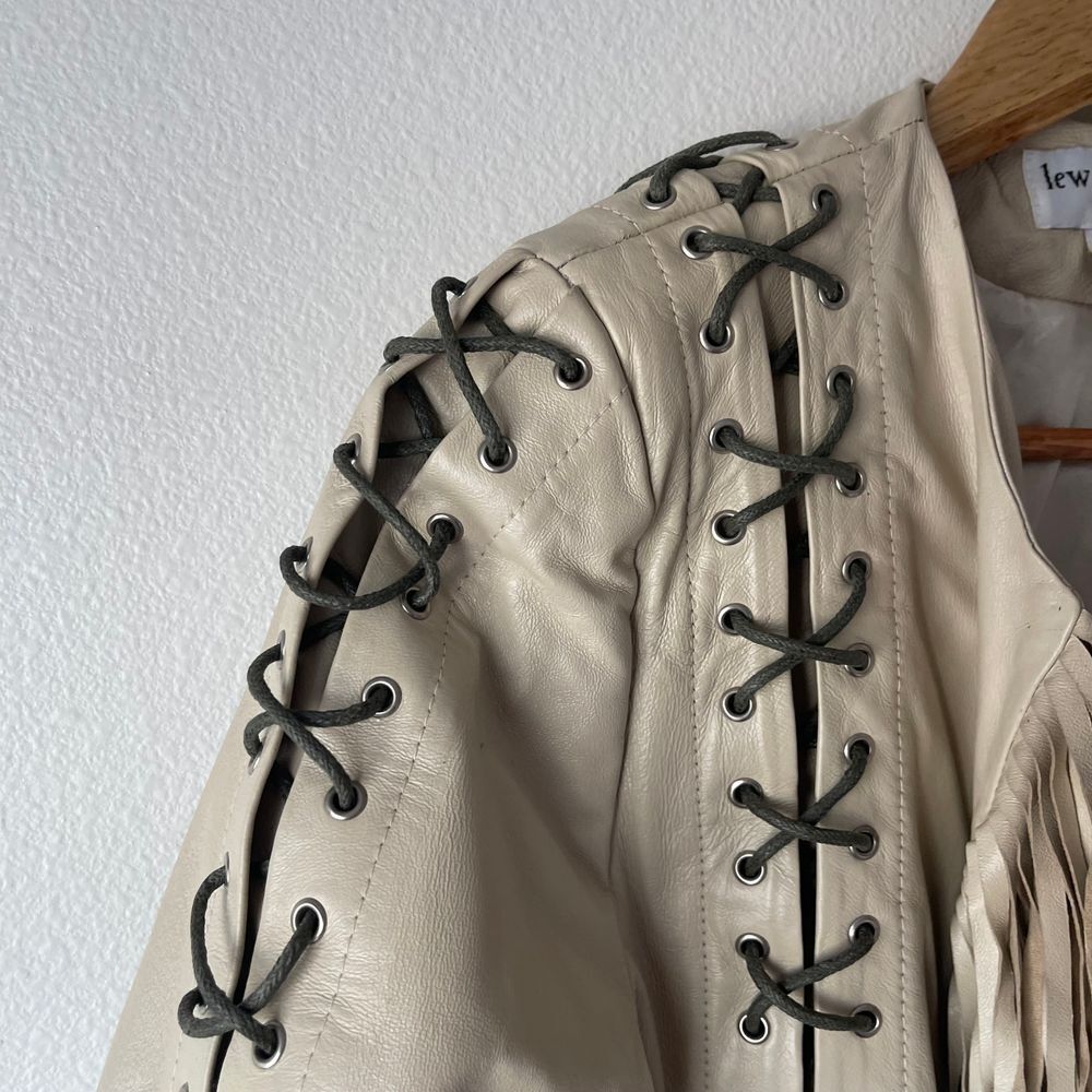 Vintage Lew Magram Collection White Fringe Western Pig Nappa Leather Jacket - Picture 8 of 12